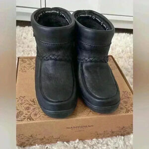 Manitobah Muluks Women’s Ankle Tamarack Grain Waterproof Boots